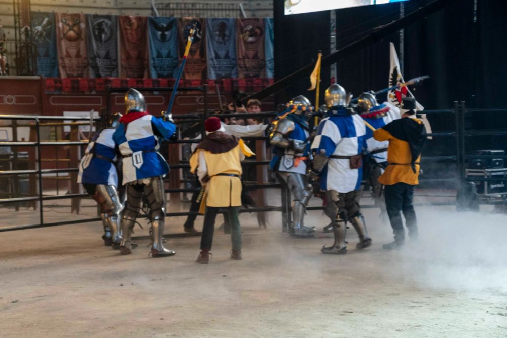 Combates en Koliseum 27-06-2026