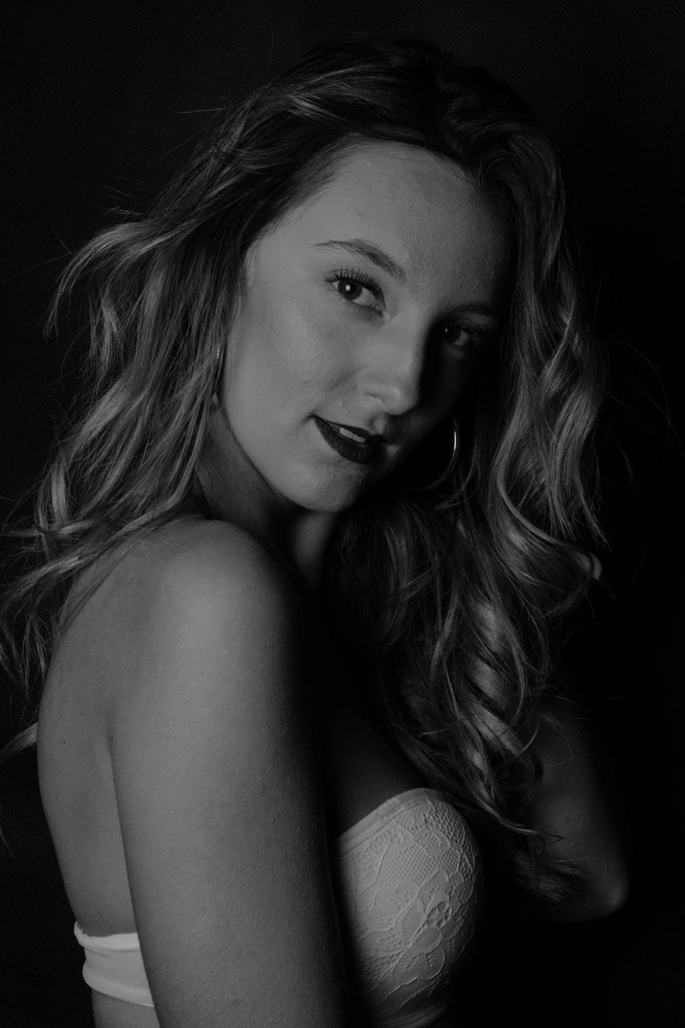 Natalie En Blanco y Negro 26-11-2018