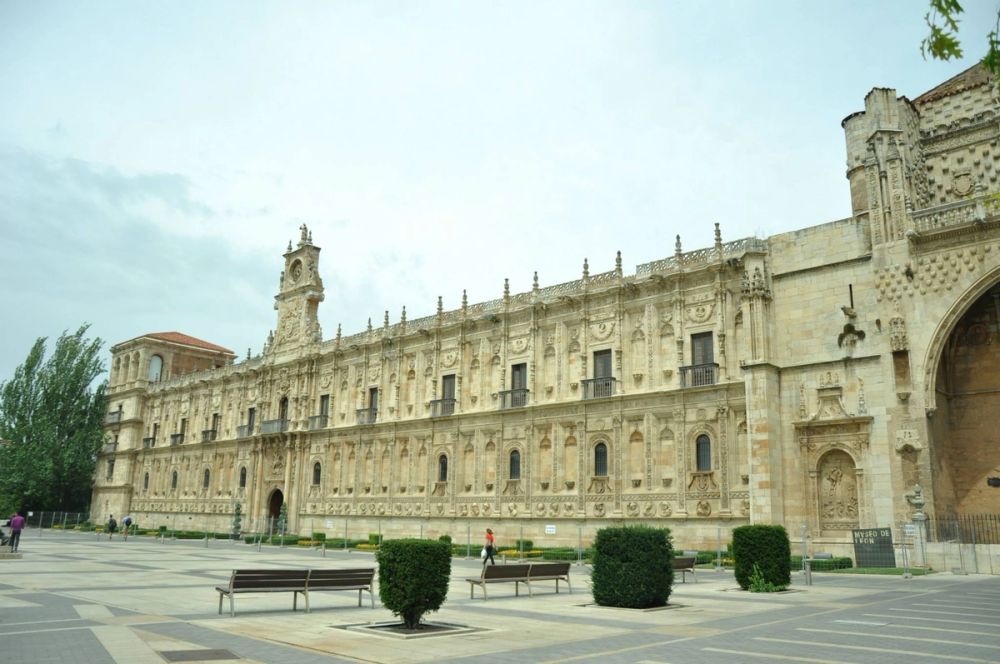 Leon 2014
