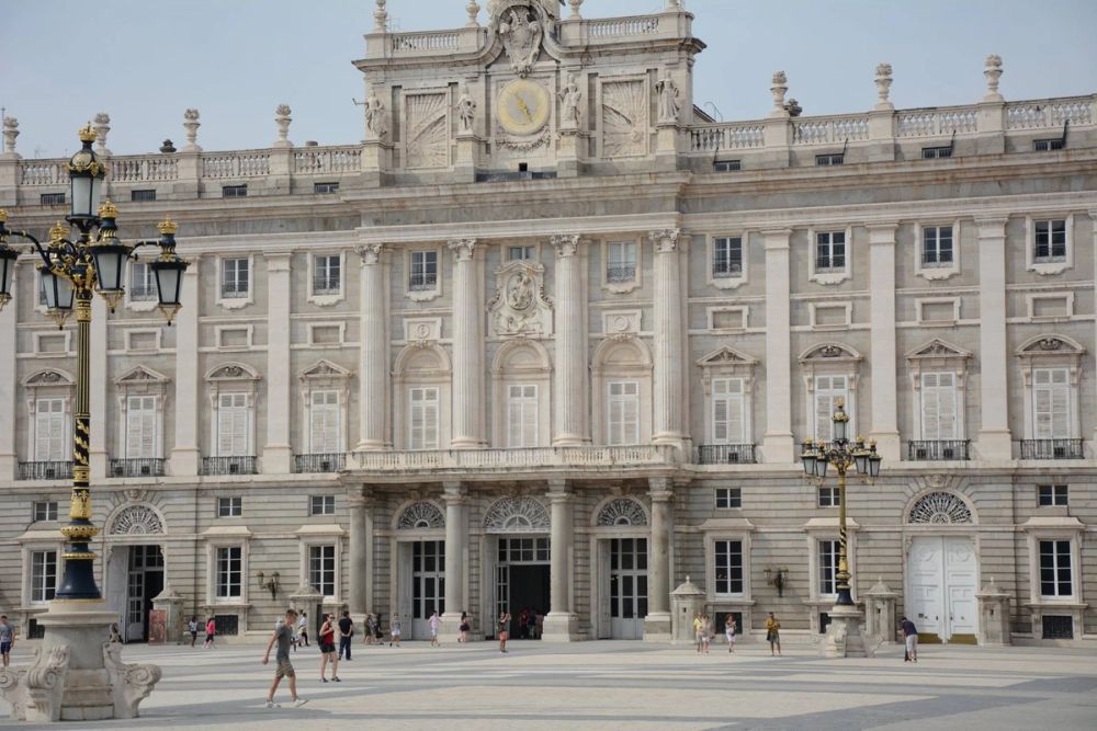 Palacio Real y catedral de la Almudena (Madrid) 15-08-2017