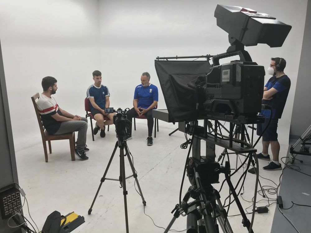 Grabando programa "Las entrevistas de Leganes" en el plato TVL 2021