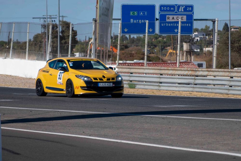 exhibición de coches en el circuito del jarama 19-09-2026