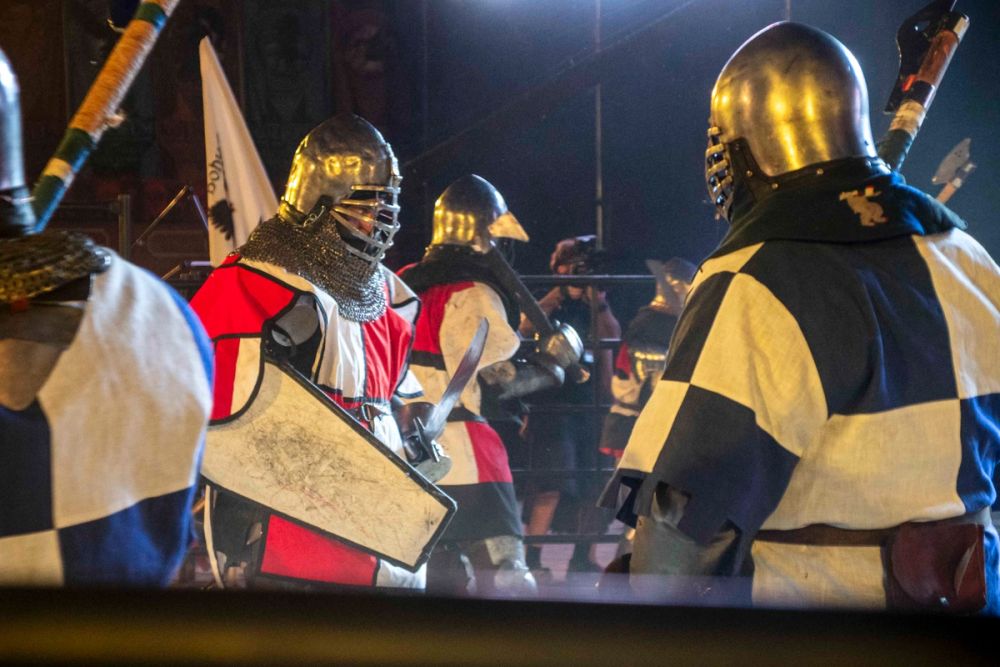 Combates en Koliseum 27-06-2026