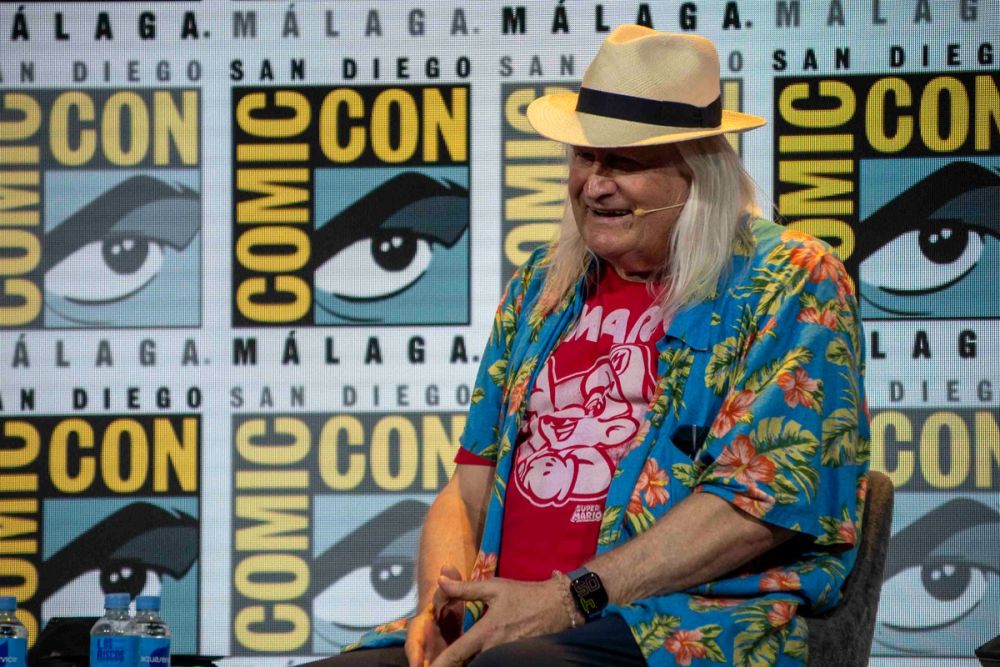 Panel de Charles Martinet (Voz mario bros)
