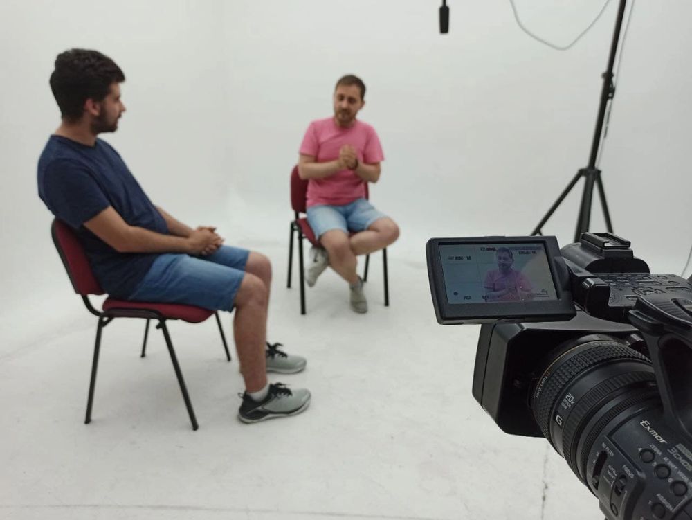 Grabando programa "Las entrevistas de Leganes" en el plato TVL 2021