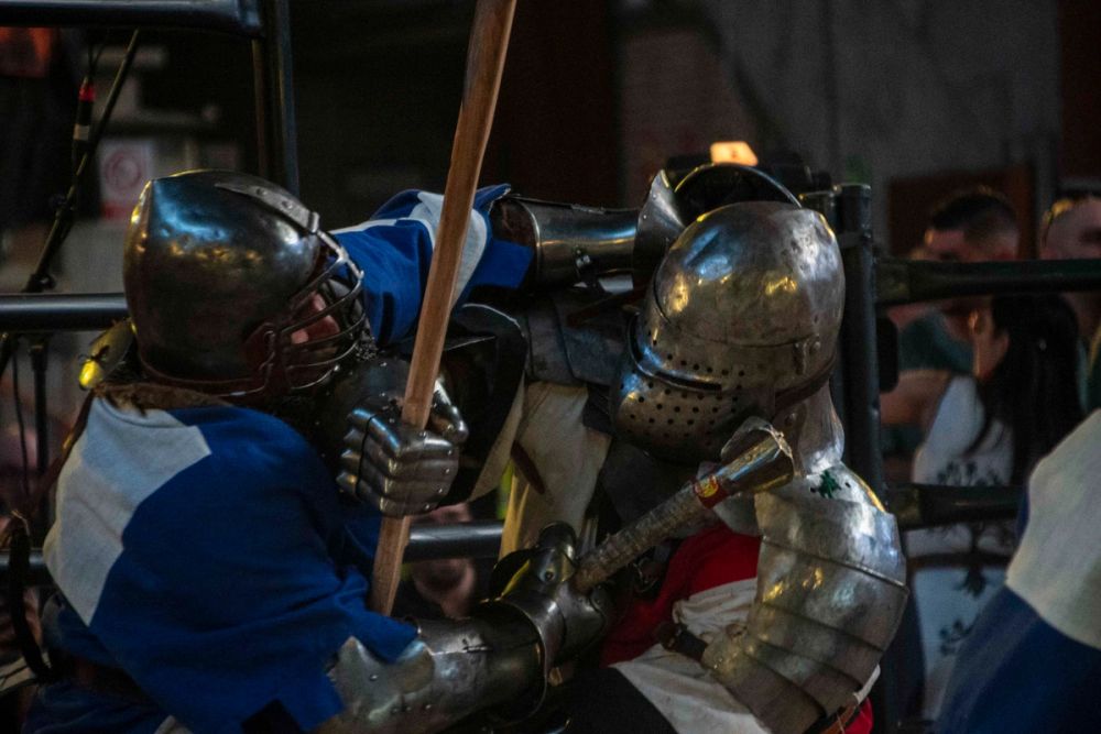 Combates en Koliseum 27-06-2026
