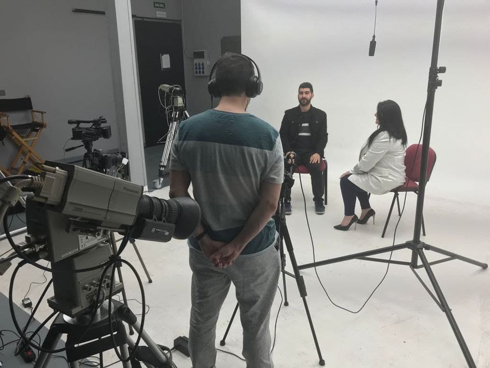 Grabando programa "Las entrevistas de Leganes" en el plato TVL 2021