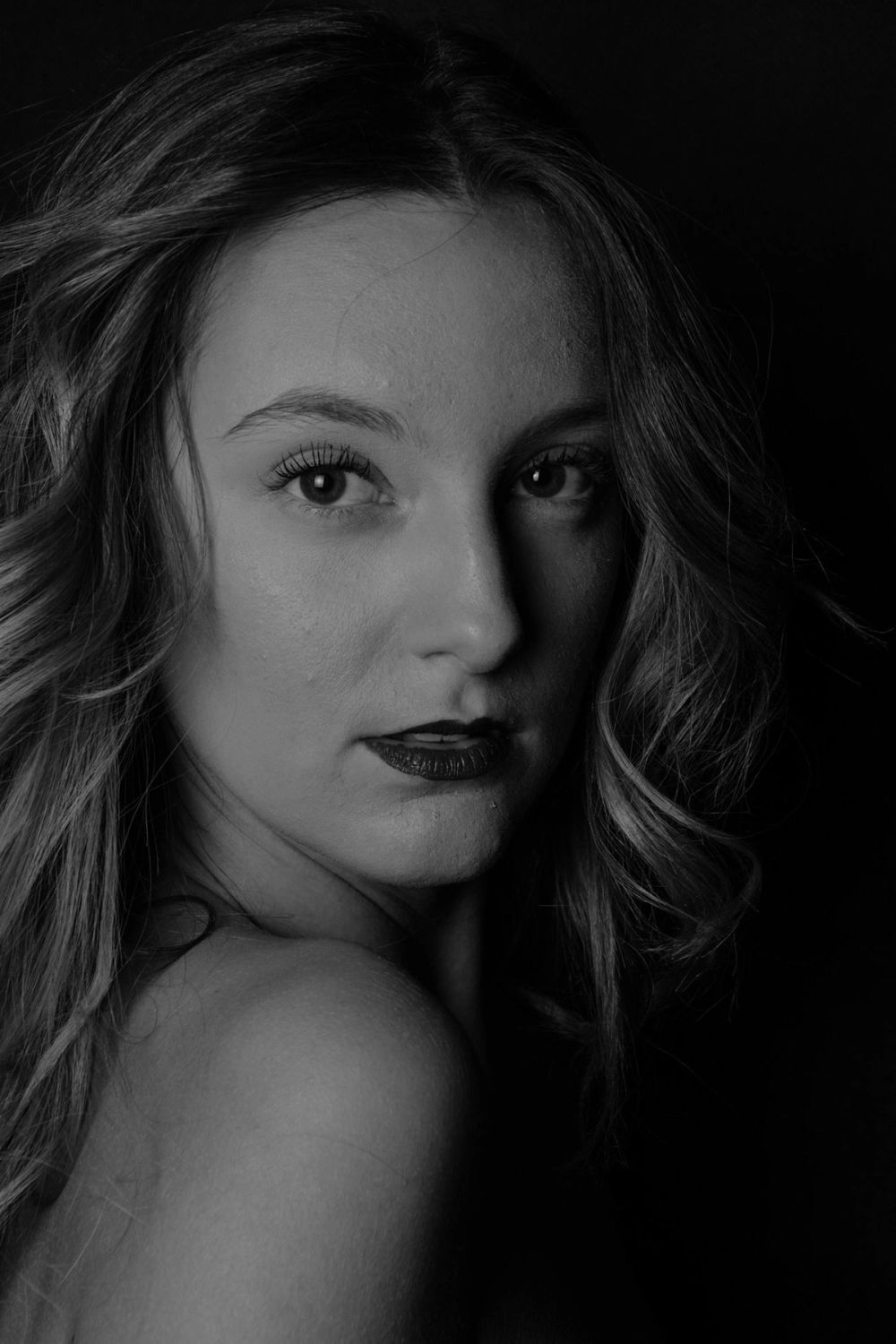 Natalie En Blanco y Negro 26-11-2018
