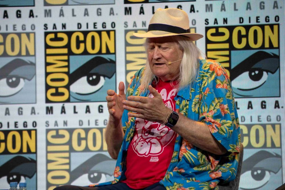 Panel de Charles Martinet (Voz mario bros)