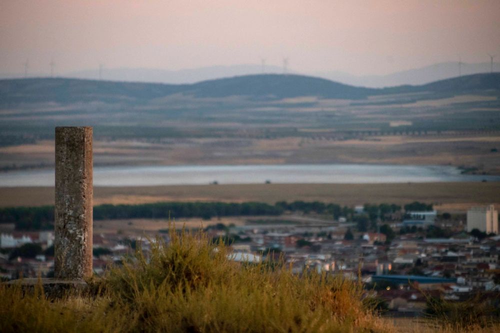Cerro de San Anton, parque eolico y Ermita de San Anton (Lillo) 19-08-2026