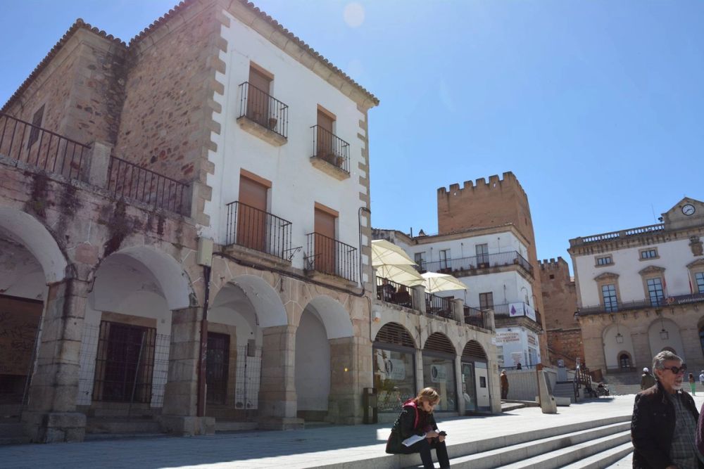 Caceres 2017