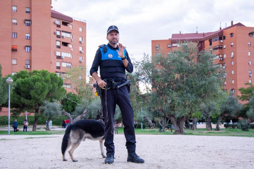 Formacion de perro policia 22-09-2019