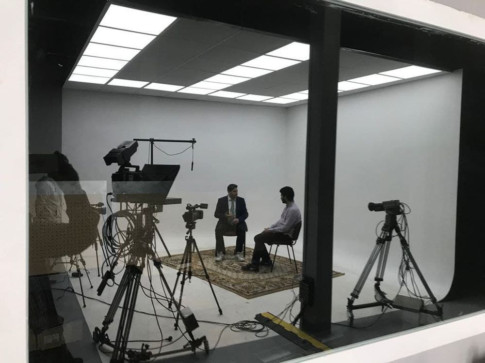 Grabando programa "Las entrevistas de Leganes" en el plato TVL 2021
