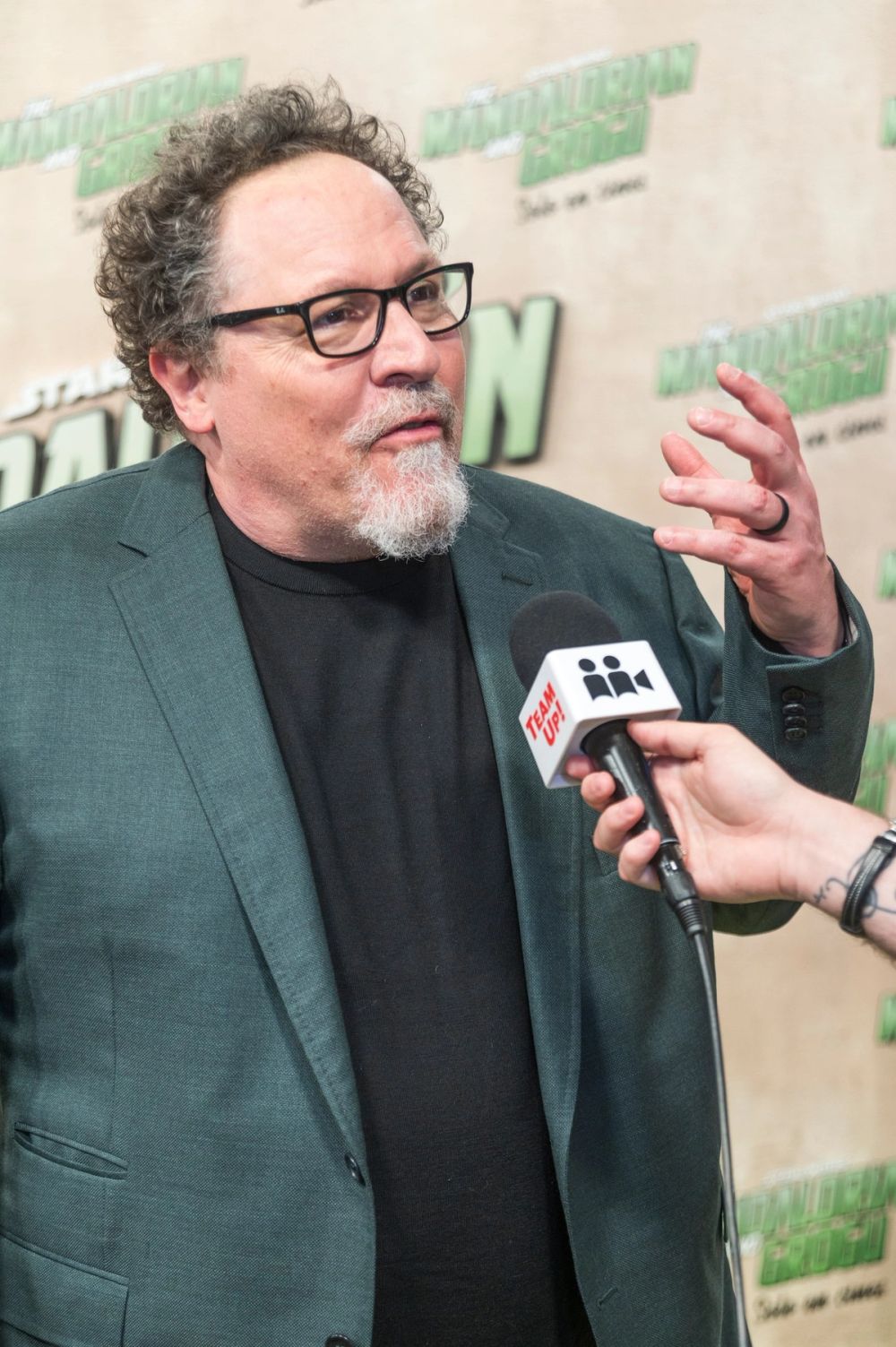 Jon favreau