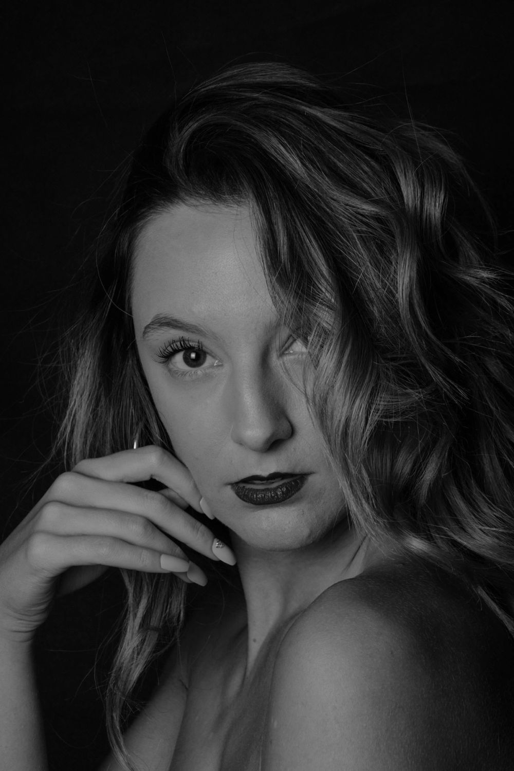Natalie En Blanco y Negro 26-11-2018