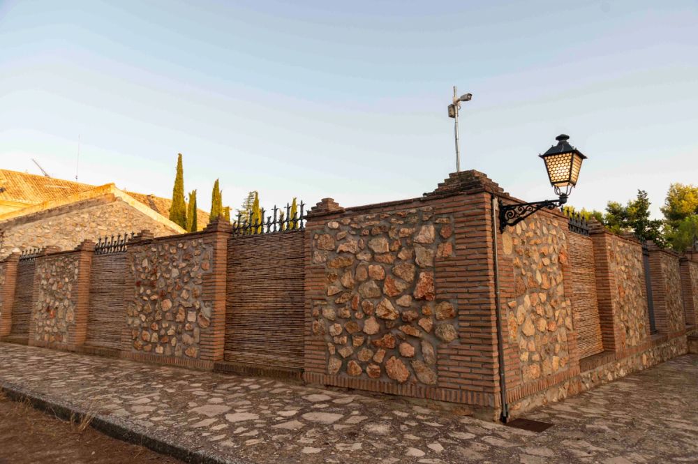 Santuario de la Virgen de la Muela Coronada (Corral de Almaguer) 17-08-2026