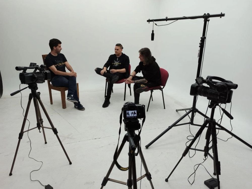 Grabando programa "Las entrevistas de Leganes" en el plato TVL 2021