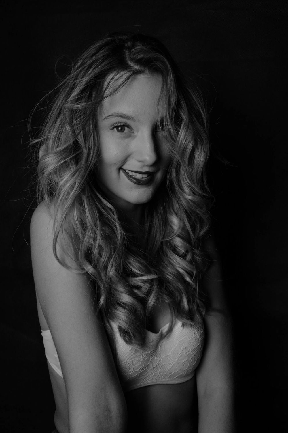 Natalie En Blanco y Negro 26-11-2018
