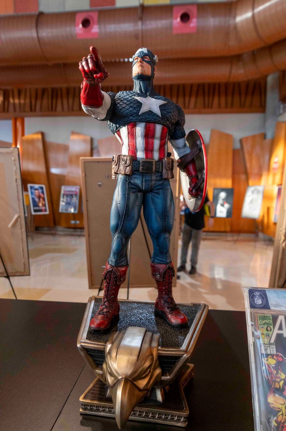 Coleccion de figuras en la comiccon san diego malaga
