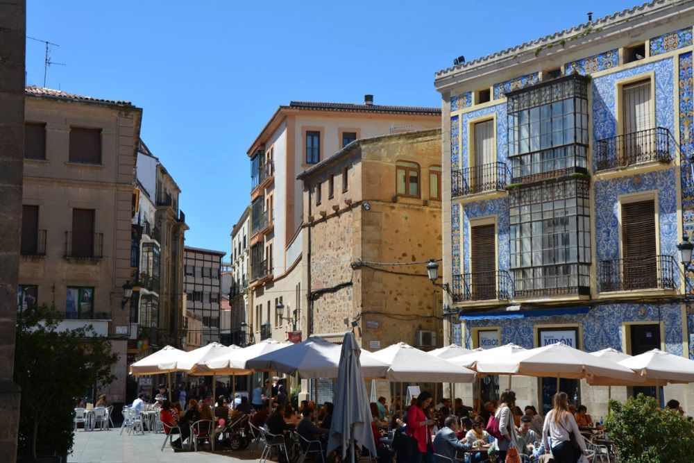 Caceres 2017