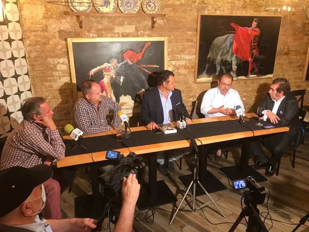 Grabando programa "la andanada del 5" temporada 2021