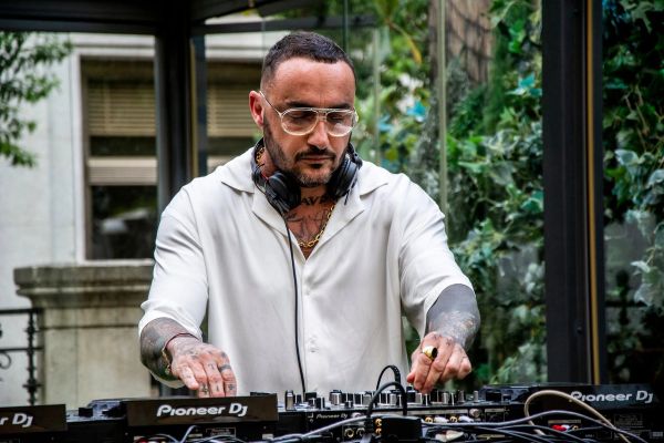 DJ nano