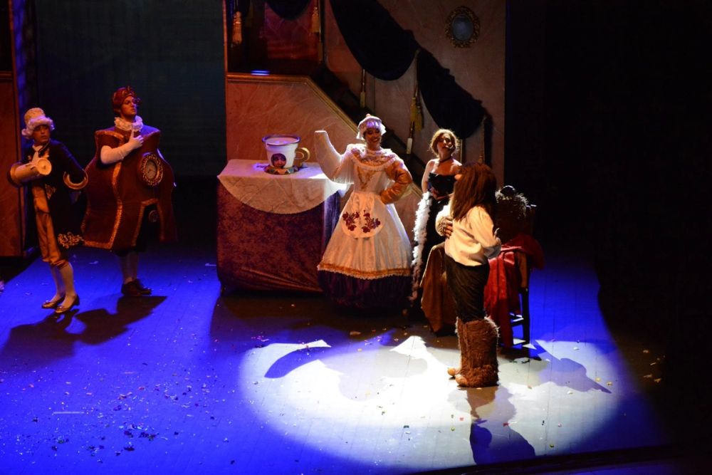 La bella y la bestia el musical 08-08-2020