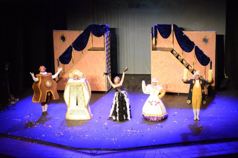 La bella y la bestia el musical 08-08-2020