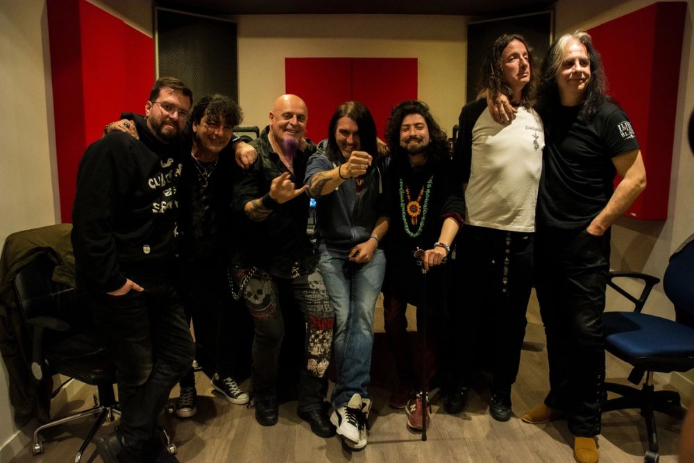 Escucha deld isco "AON" de Runa Llena 12-04-2022