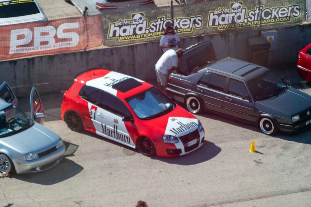 exhibición de coches en el circuito del jarama 19-09-2026