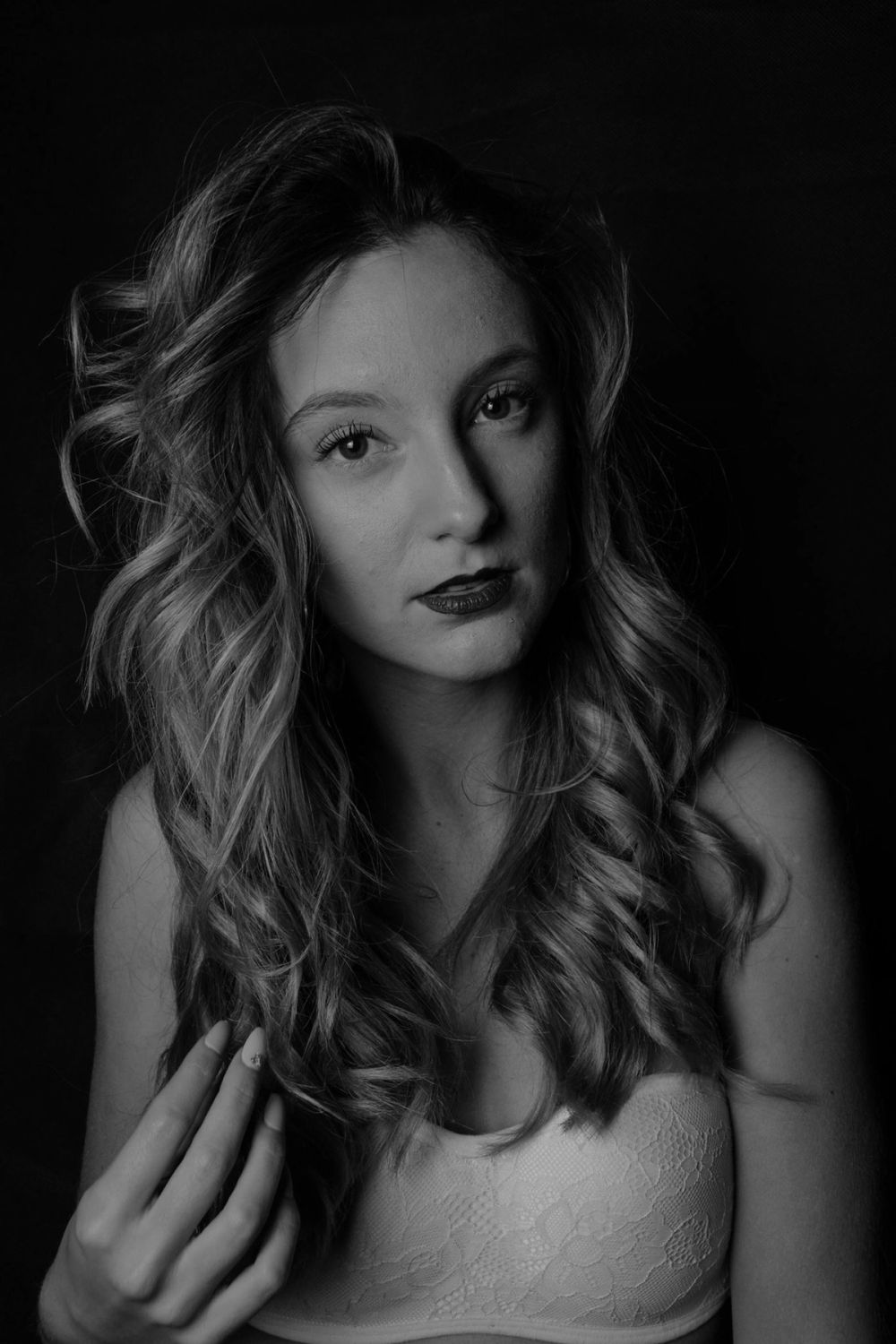 Natalie En Blanco y Negro 26-11-2018