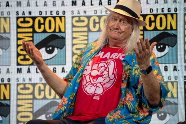 Charles Martinet (Voz mario bros)