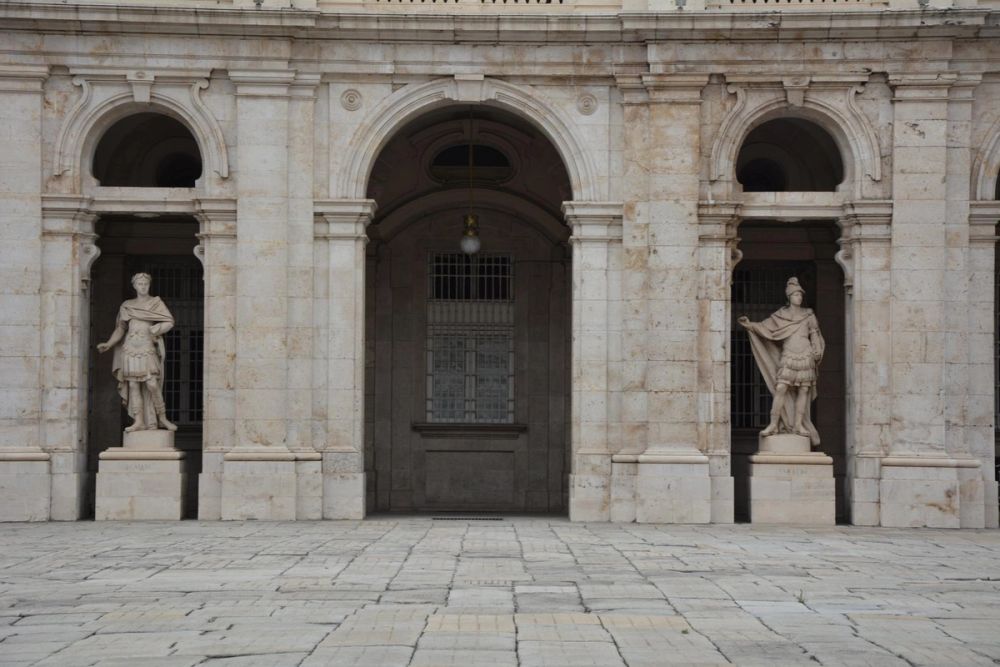 Palacio Real y catedral de la Almudena (Madrid) 15-08-2017