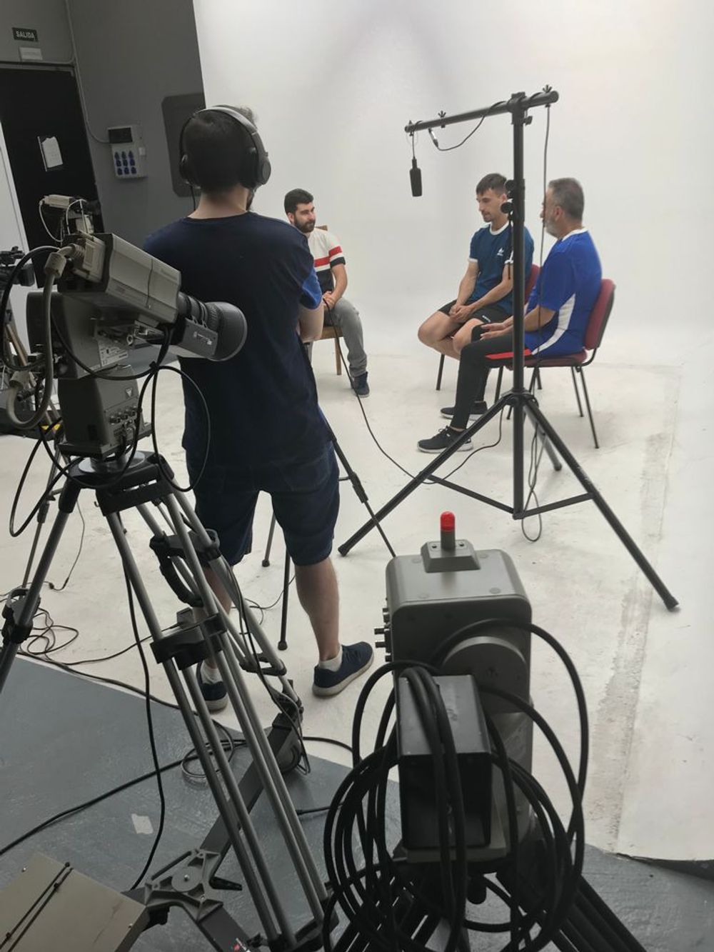 Grabando programa "Las entrevistas de Leganes" en el plato TVL 2021