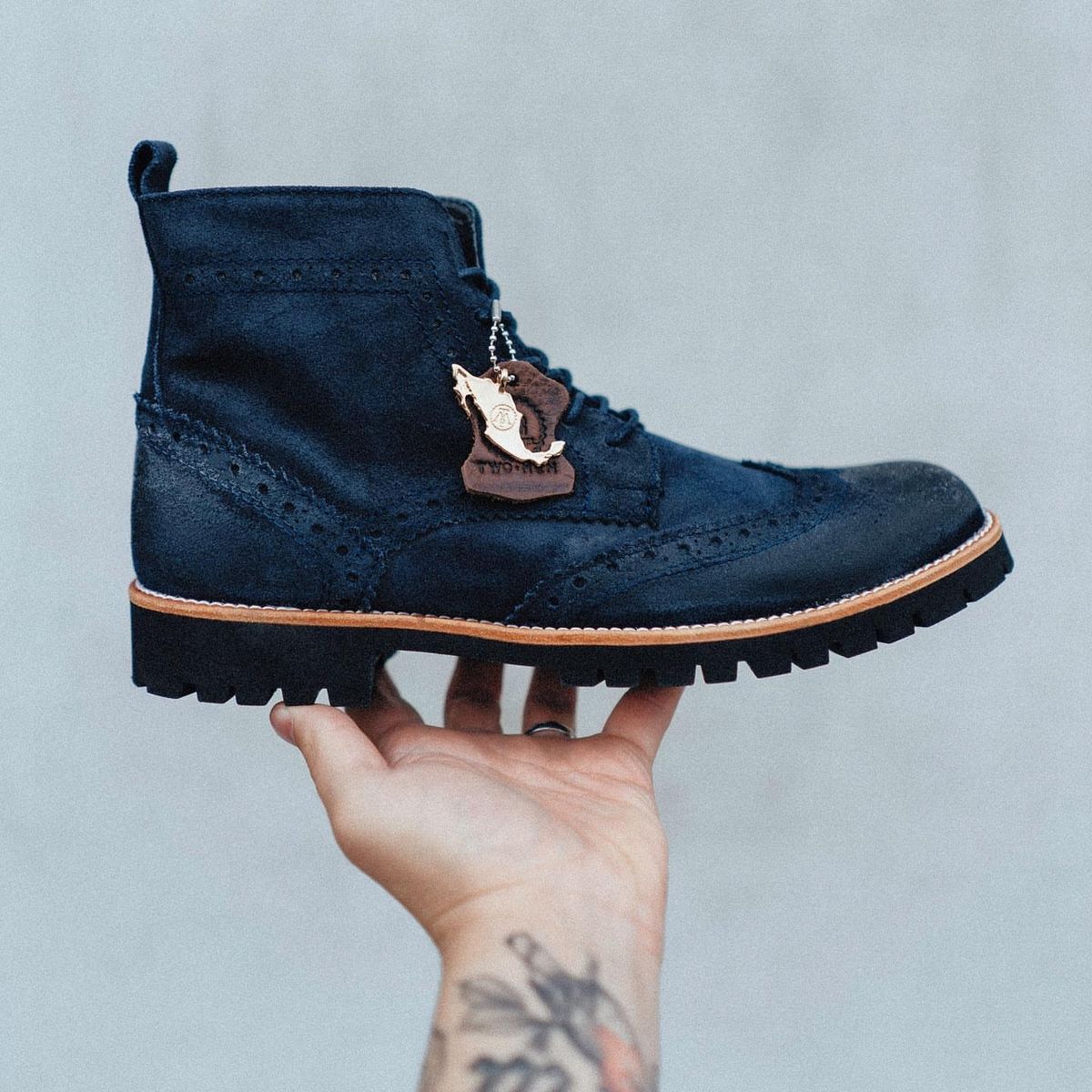 TM SHOES