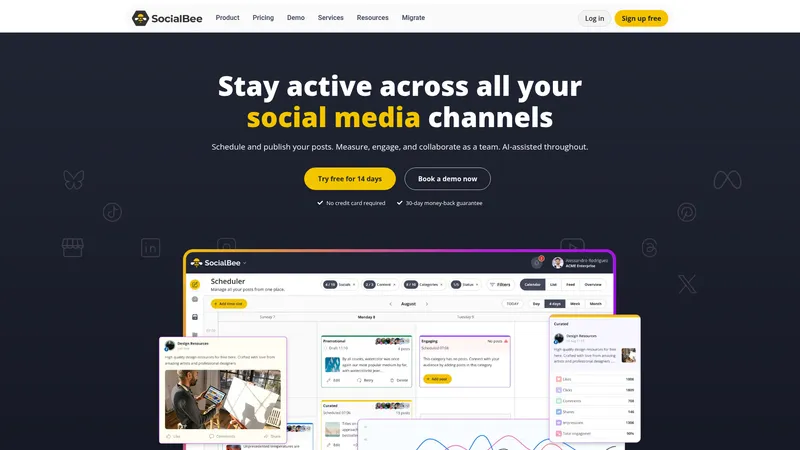 SocialBee interface