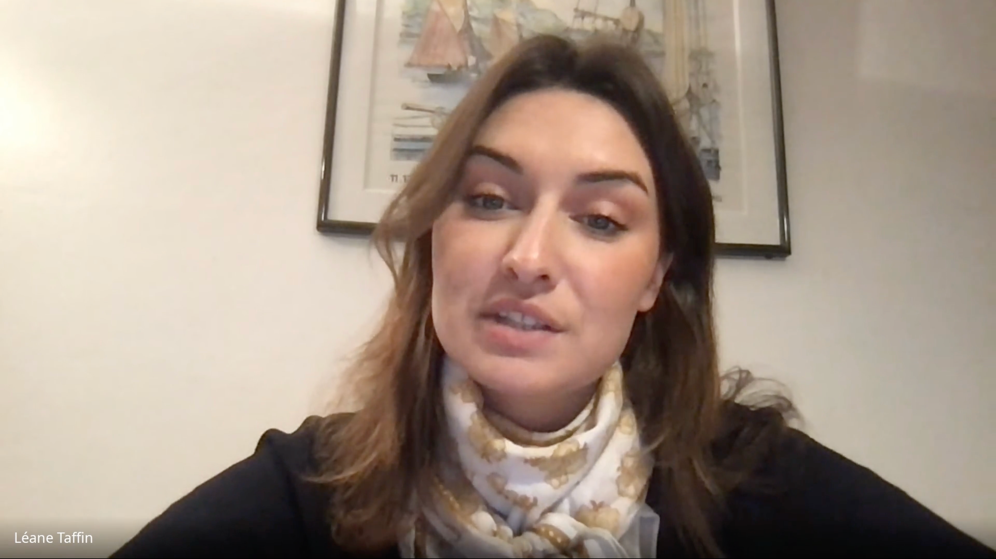 Vidéo témoignage d’une étudiante expliquant comment flowexam.com l’a aidé à progresser au TOEIC, partager sa méthode, ses résultats et son niveau de satisfaction après avoir utilisé la plateforme.