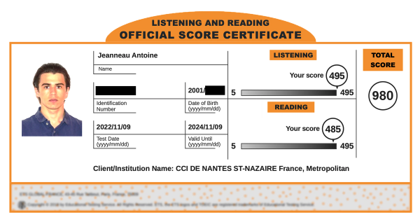 Official TOEIC Listening & Reading score certificate showing a total of 980 points, with a breakdown of the Listening and Reading sections. The image illustrates a real score example used to present the results that students can improve thanks to the preparation offered on flowexam.com.