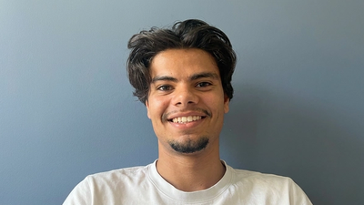 SébastienがFlow ExamでTOEICのスコアを伸ばした学習方法、成果、利用した感想を語る体験談動画。