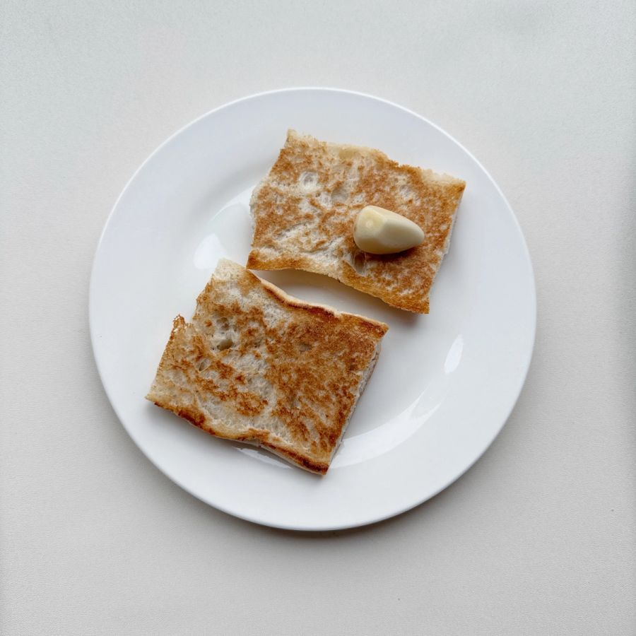 Хлеб с чесноком