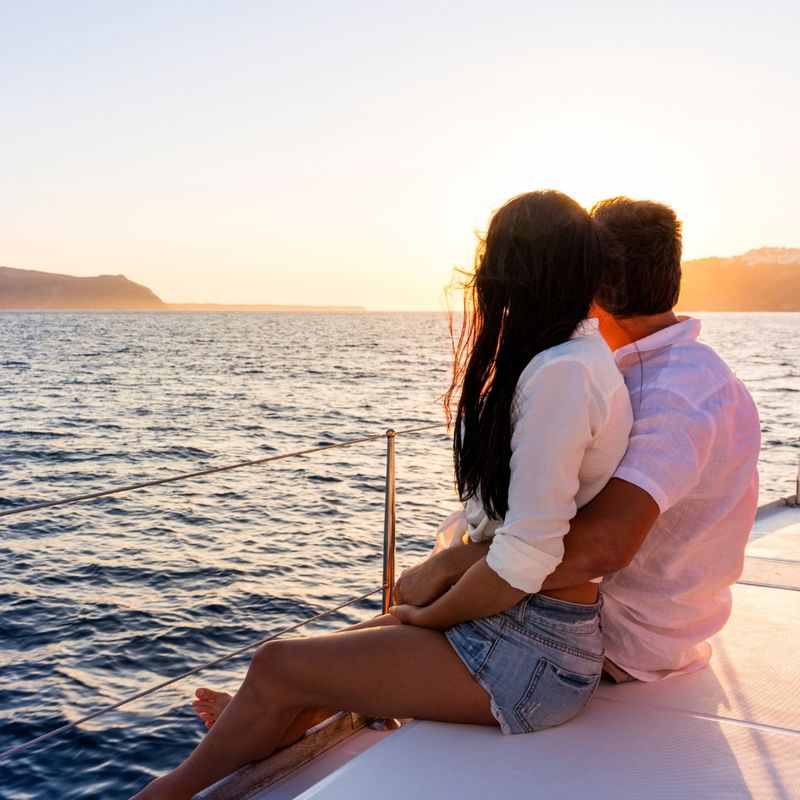 Top 5 Monaco Yacht Charters for Honeymooners