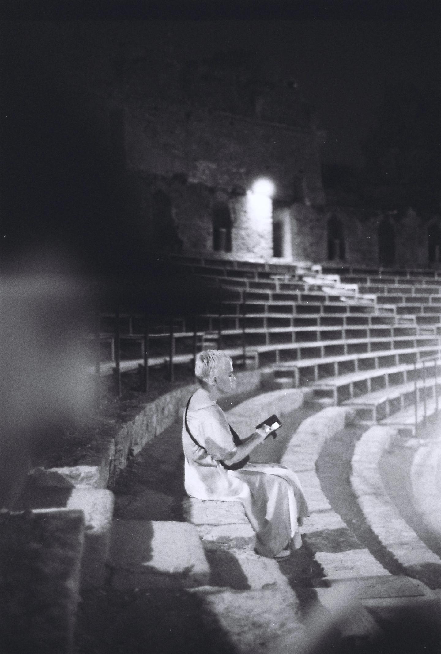 An outdoor spectator