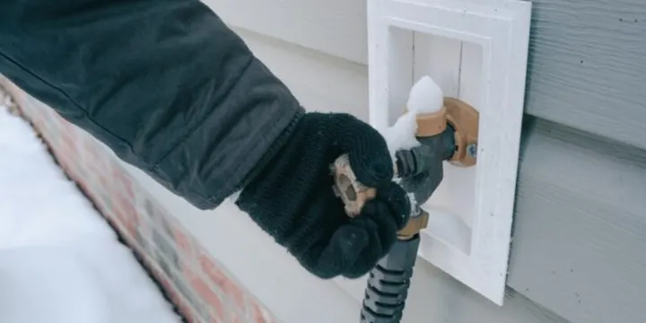 Plumbing - Winterize Outdoor Plumbing
