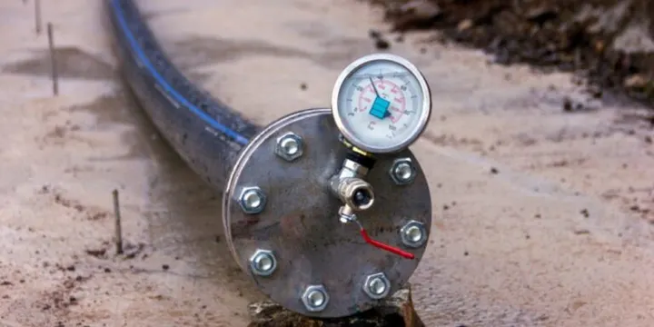 Plumbing - Test Water Pressure and Supply Lines