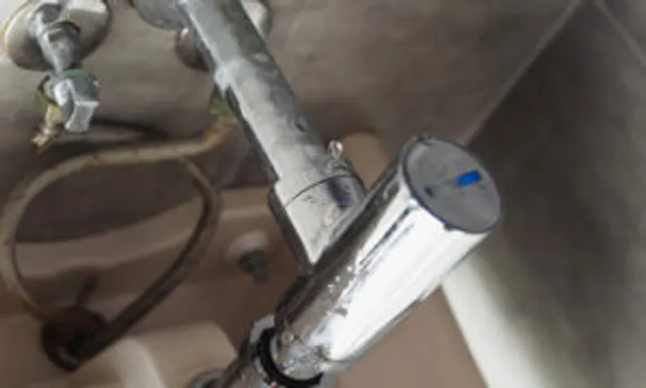 Strange-Noises-When-Your-Pipes-Start-to-Talk-
