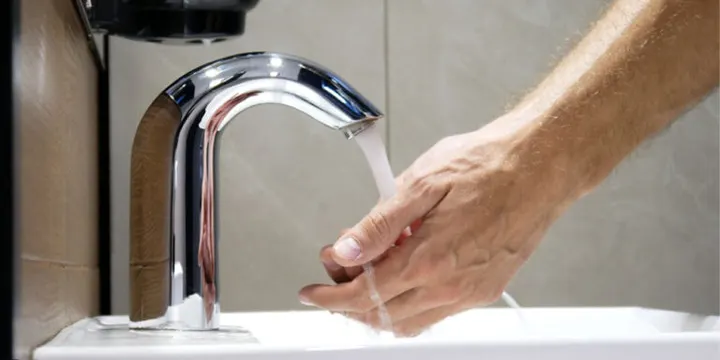 1. Smart Faucets- Touchless Technology