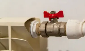 What-to-Do-in-a-Plumbing-Emergency