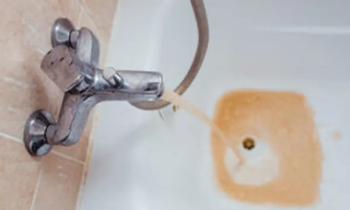 Discolored-Water-When-Your-Water-Goes-from-Clear-to-Cloudy-