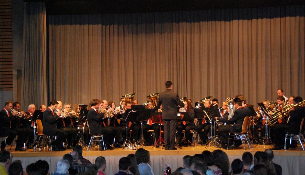 Begeisterndes Konzert in der Linksmähderhalle