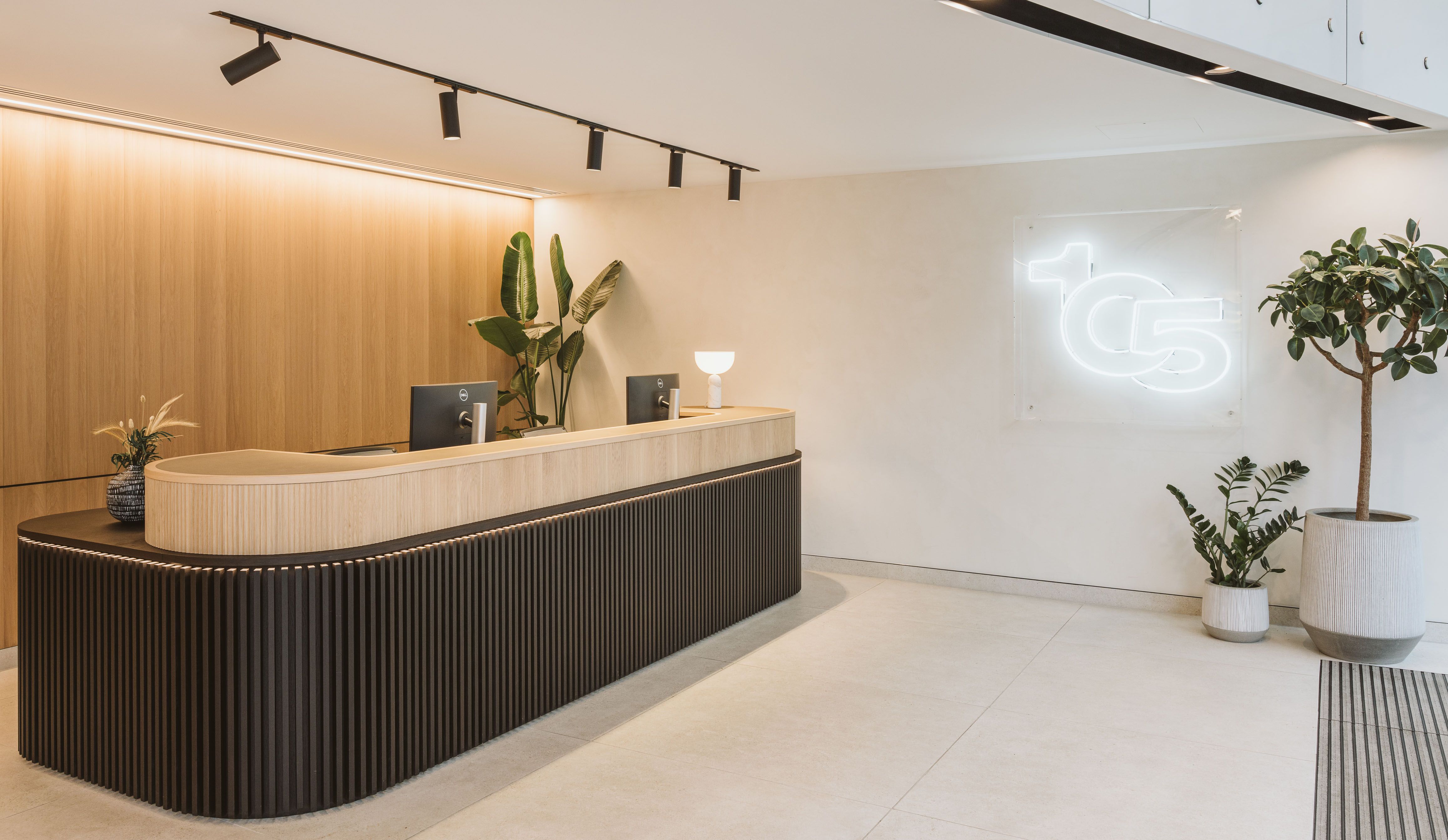 105 Wigmore St Reception completed